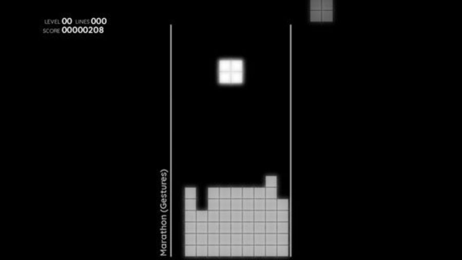 多くのテトリスゲームの1つ、Falling Lightblocksは、テトリスの黒とグレーのミニマリストバージョンです。