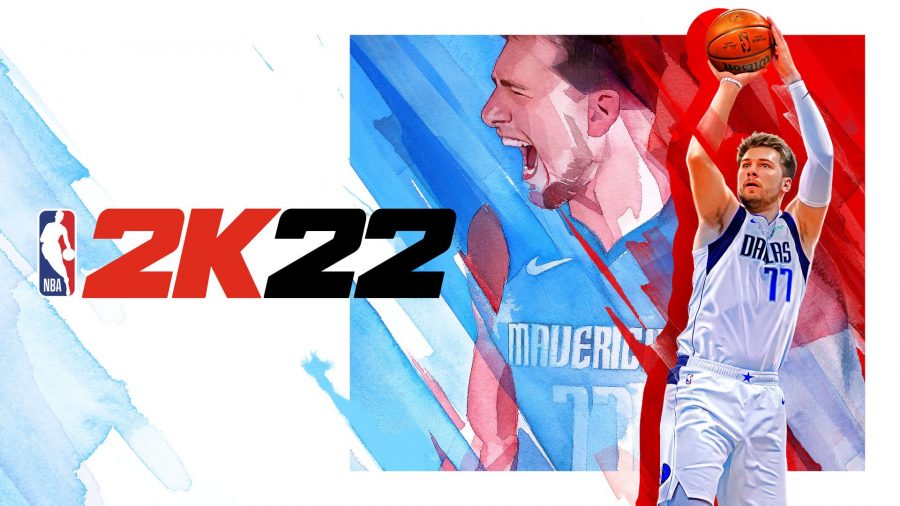NBA 2K22 のアートで、白いユニフォームを着たバスケットボール プレーヤーがボールを頭の上に上げて、シュートしようとしている様子が描かれています。 彼はゲームのロゴの横に立っています。
