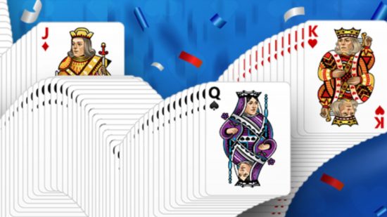 Switch とモバイルでソリティアをプレイする多くの方法の 1 つである Microsoft ソリティア コレクションでは、青色の背景に広がる 3 つのカードのデッキが表示され、最後のカードは 1 つはクイーン、もう 1 つはキングで、ジャックに表示されます。