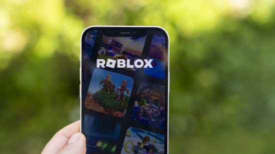 Apple iPhone 12 の画面上の Roblox